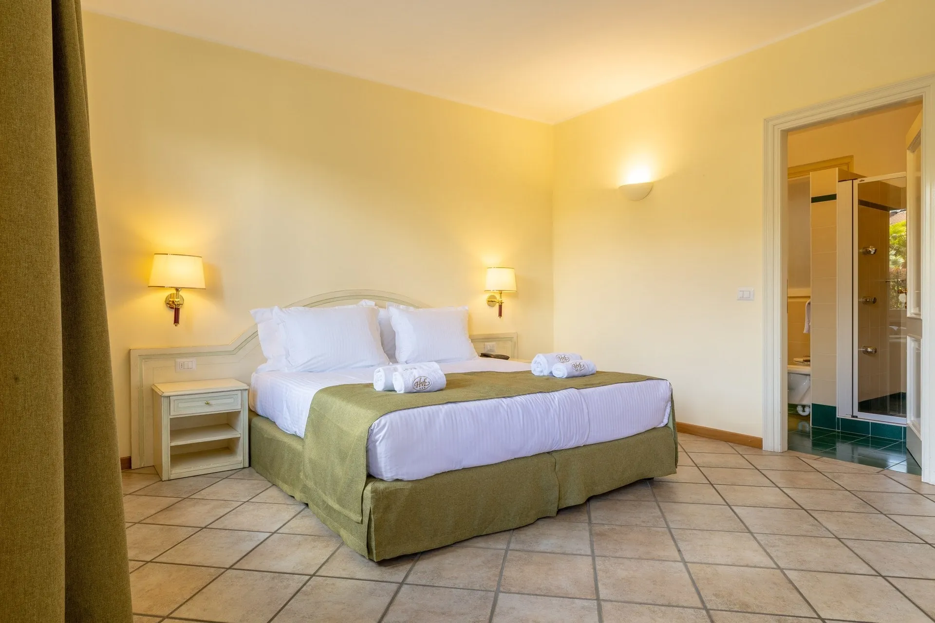 Villa Edy Superior room with Patio image #8