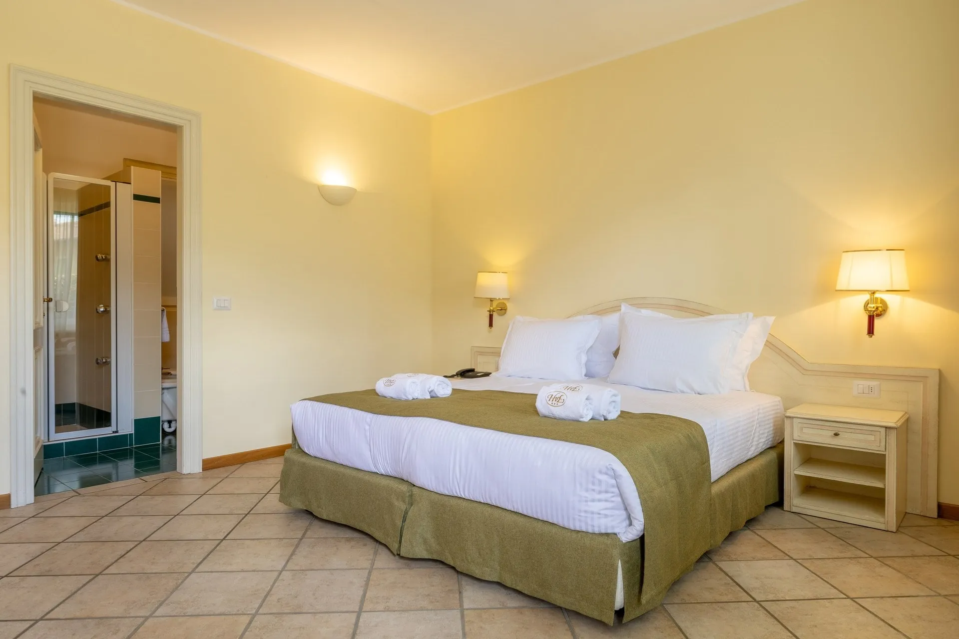 Villa Edy Superior room with Patio image #5
