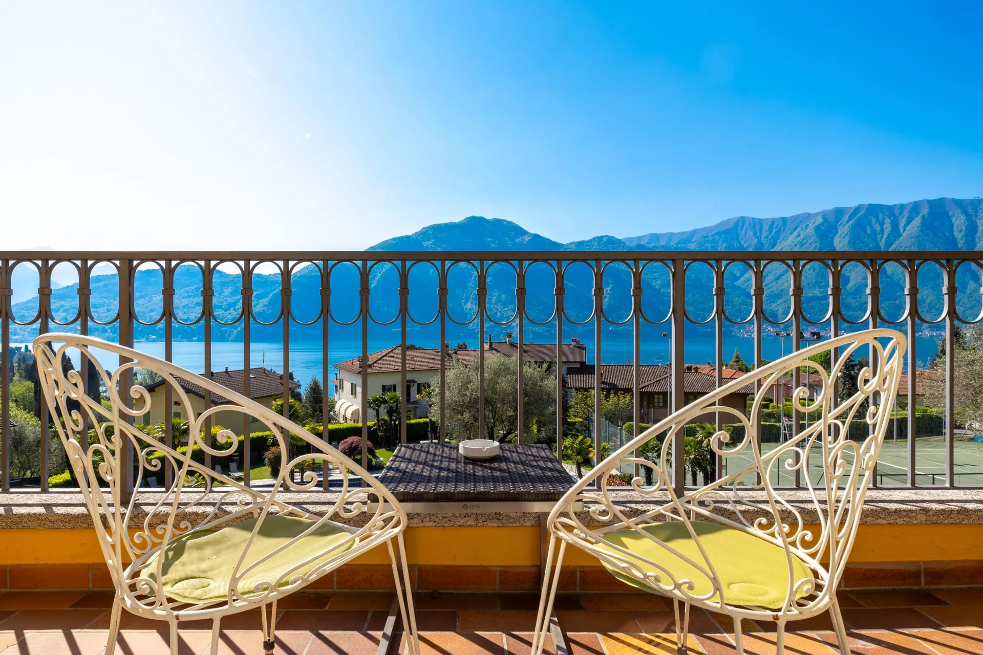 Double Lake View Room with Balcony image #5
